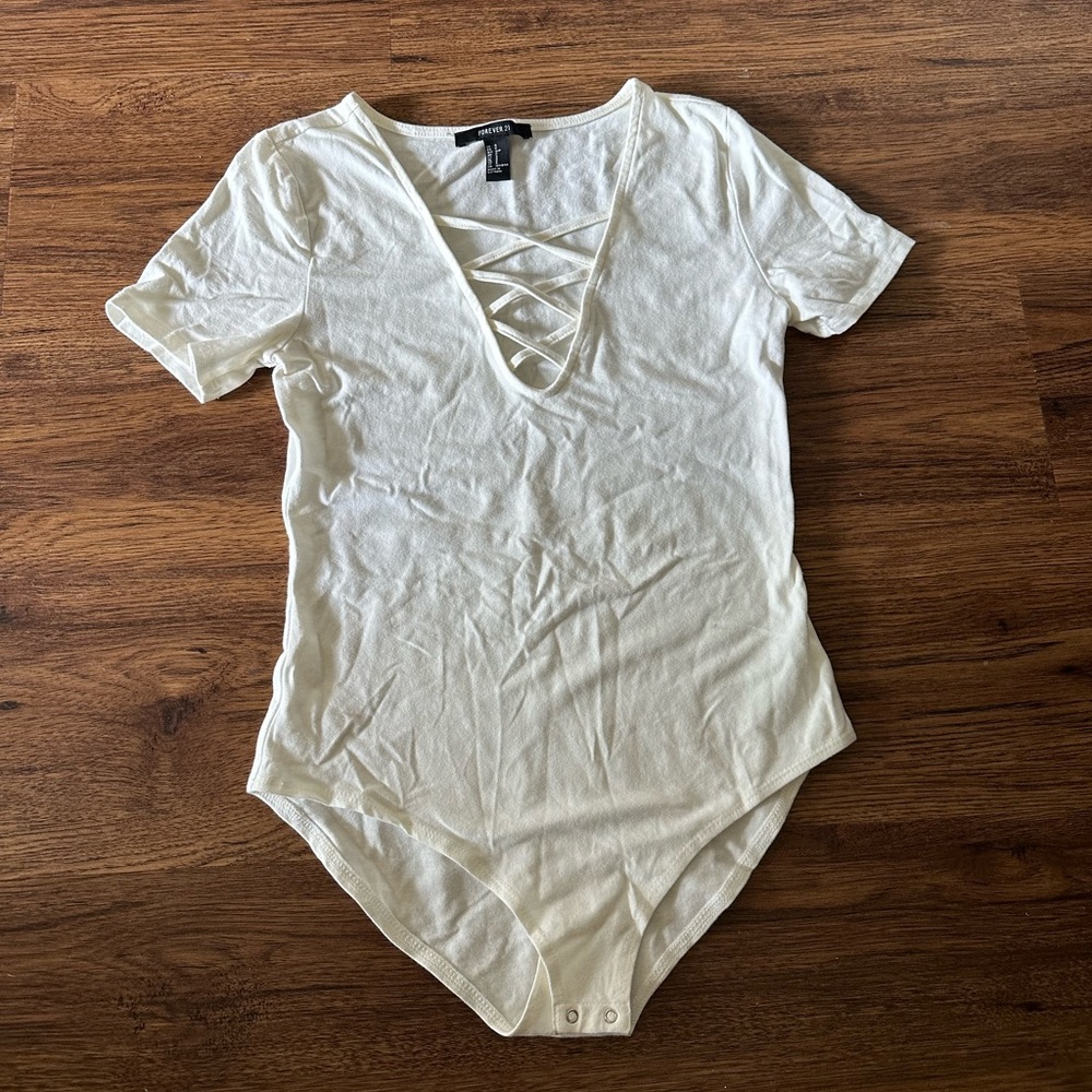 Forever 21 white criss cross body suit size small